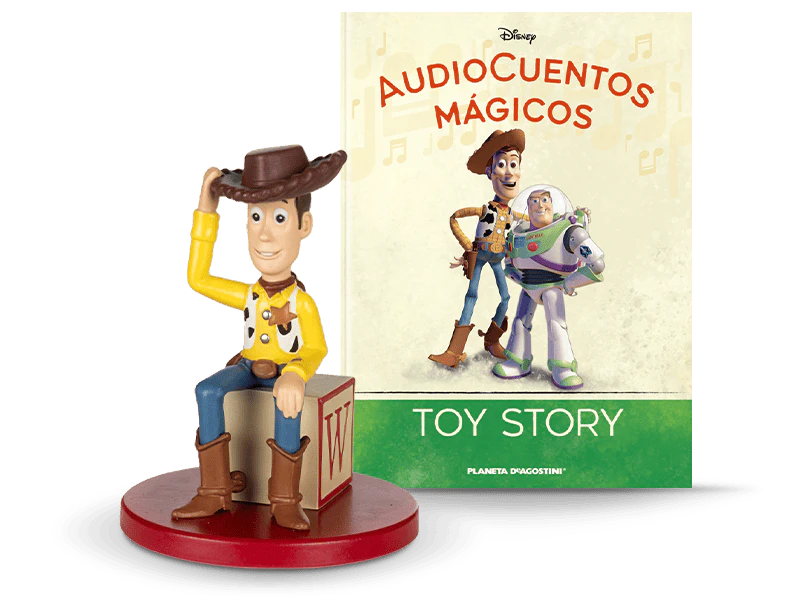 Figura de Woody de Toy Story sentado sobre una base roja junto a la portada del audiocuento de Woody.
