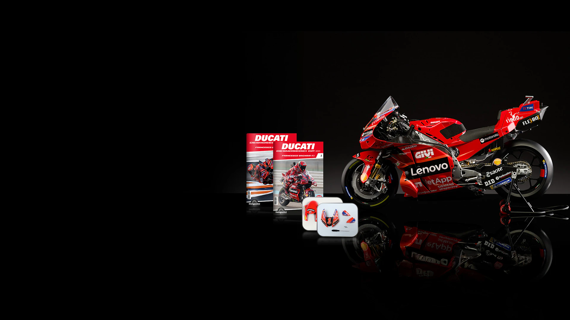 Obrázok červeného motocykla Ducati na čiernom pozadí s červeným neónovým osvetlením. Obrázok obsahuje propagačný text: „1- zásielka len za 1 €”.